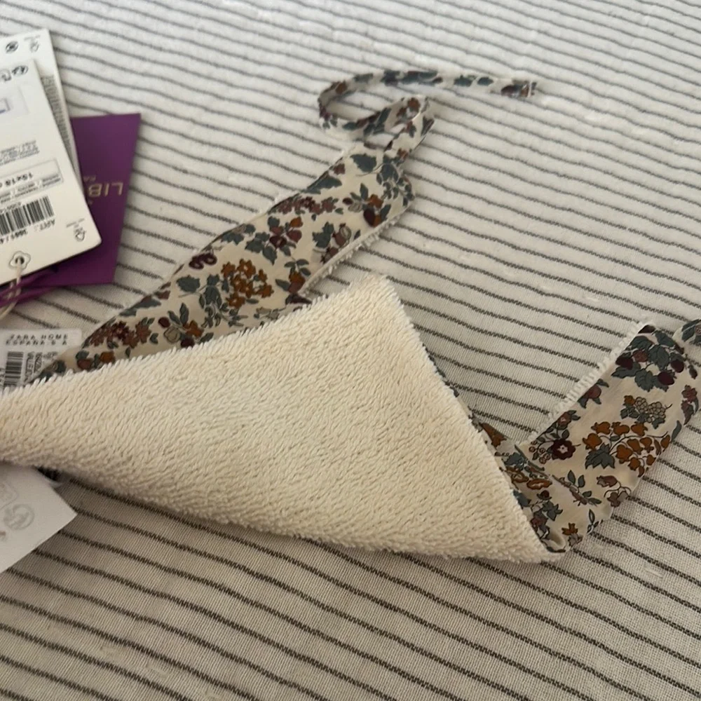Zara Floral Bib in White, Mustard, Rust, Sage